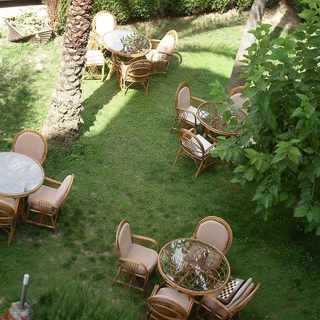 Villa Adora Beach Side Luaran gambar
