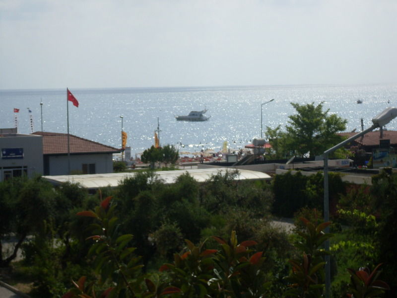 Villa Adora Beach Side Luaran gambar