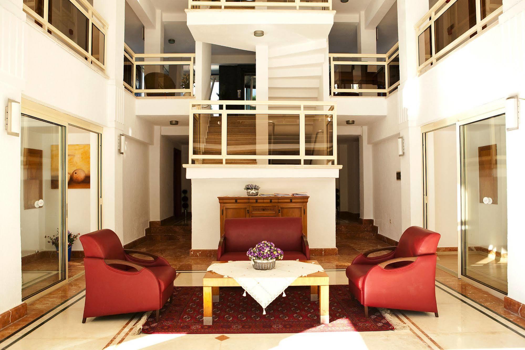 Villa Adora Beach Side Luaran gambar