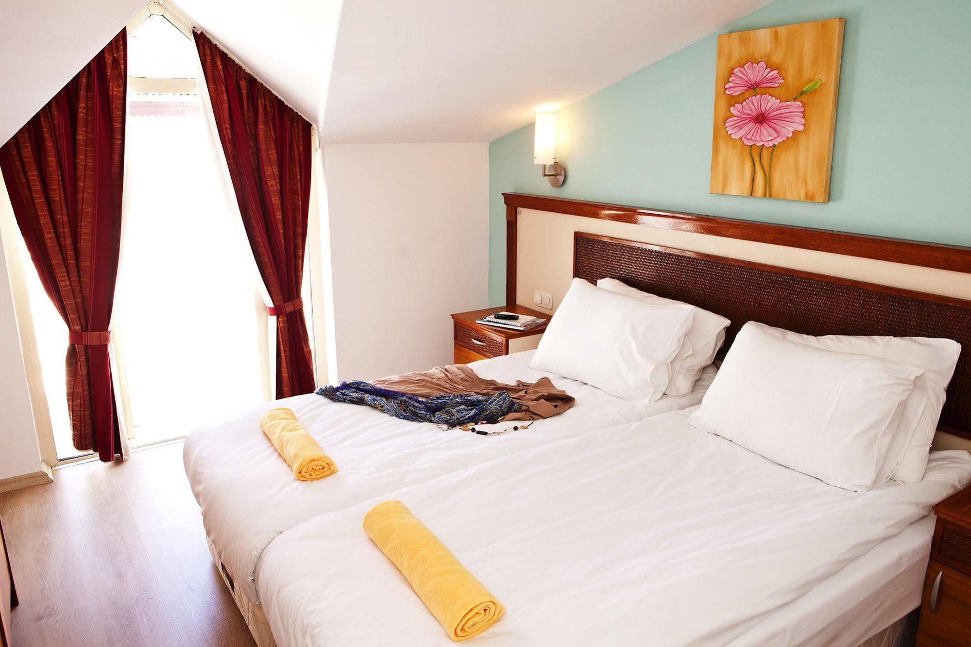 Villa Adora Beach Side Luaran gambar