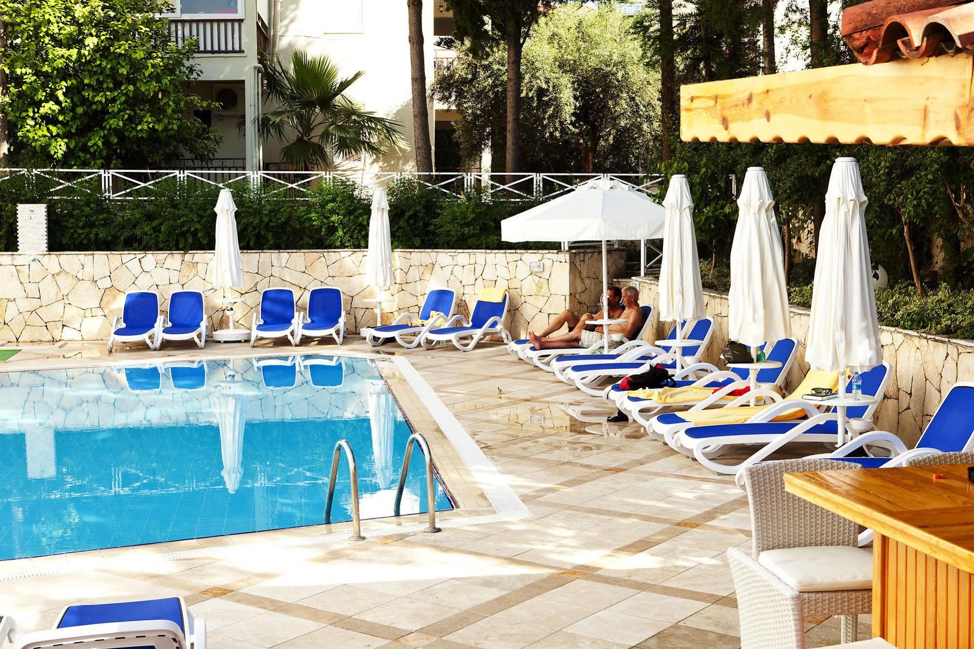 Villa Adora Beach Side Luaran gambar