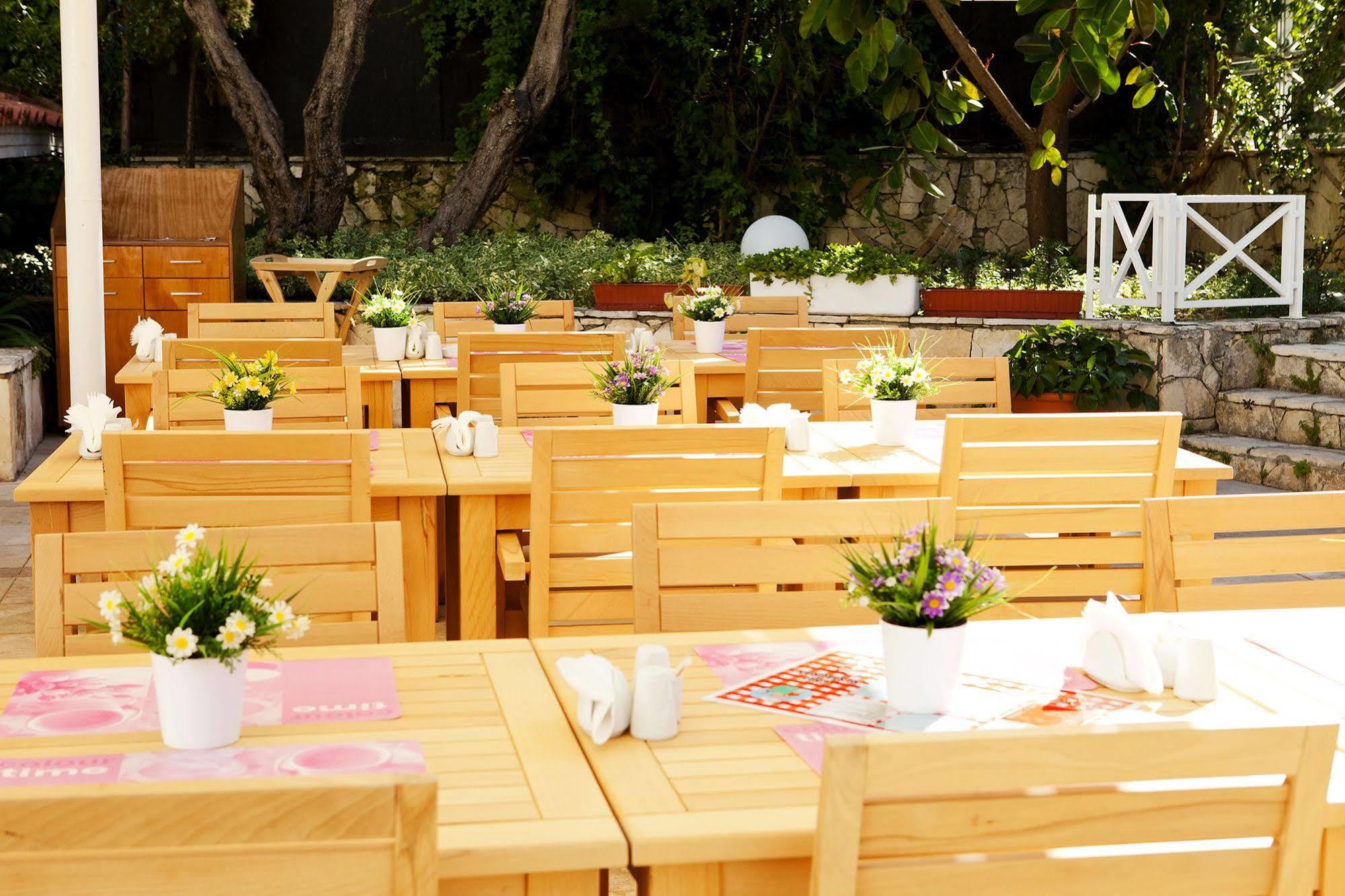 Villa Adora Beach Side Luaran gambar